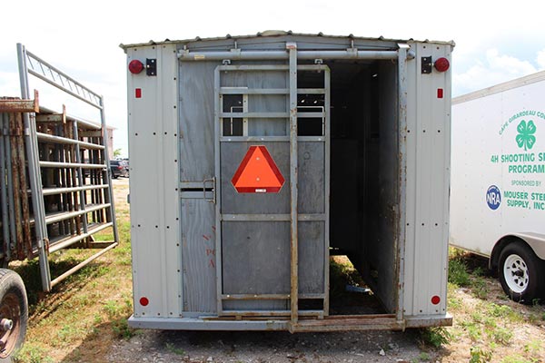 Larges Portable Breeding Barn