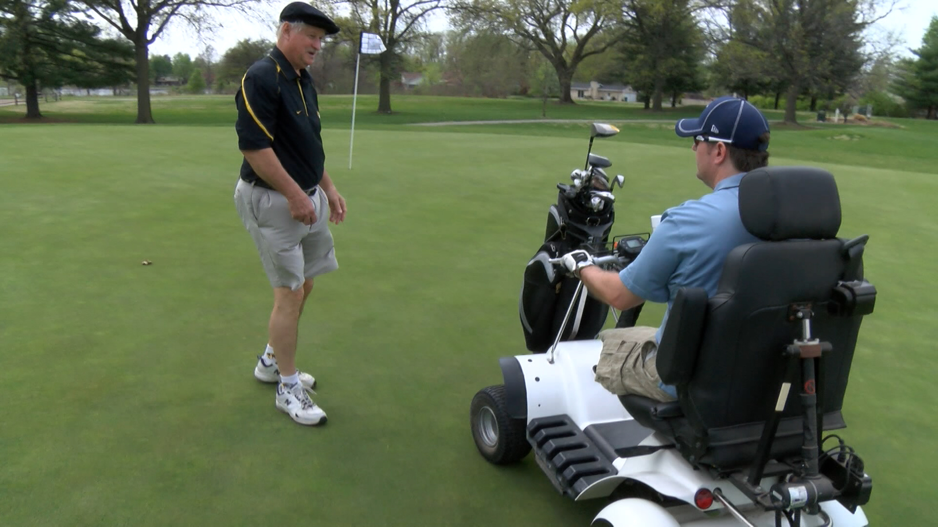 Jerry Hitzhusen, left, with veteran and golfer Bobby Hutchinson.MU Extension